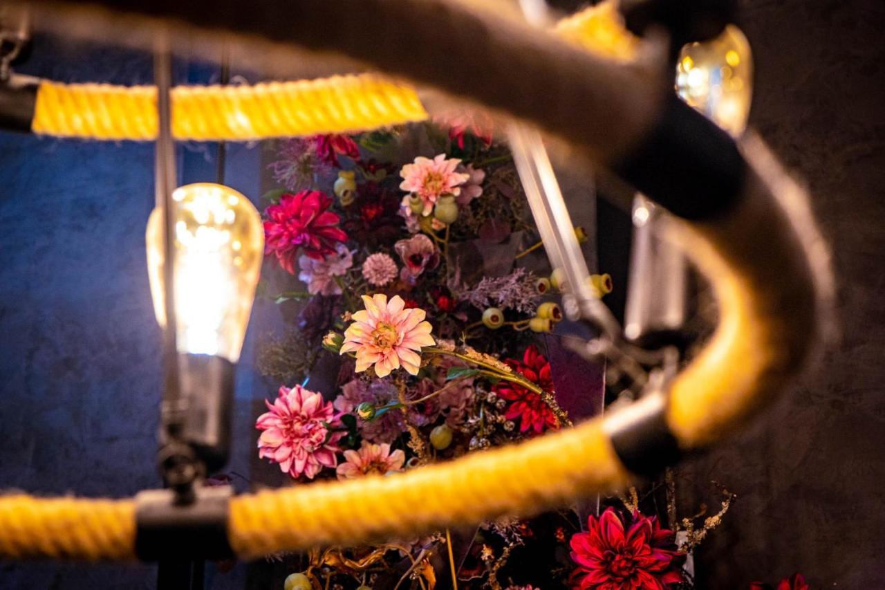Flower House Tainan Luaran gambar